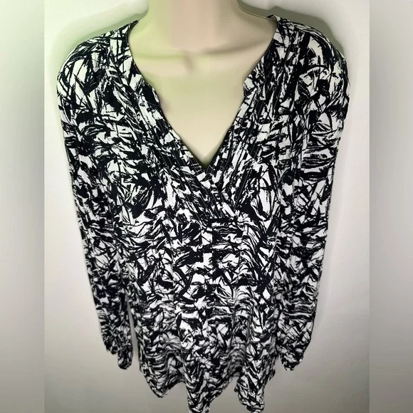 Ann Taylor LOFT women’s blouse size large - Picture 2 of 6